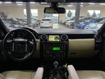 Land Rover Discovery-10