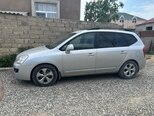 Kia Carens-9