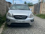 Kia Carens-1
