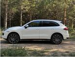 Porsche Cayenne-3