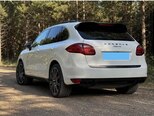 Porsche Cayenne-6