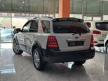 Kia Sorento-8