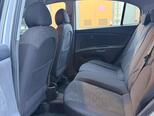 Kia Rio-12