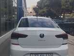 Volkswagen Polo-6