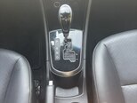 Hyundai Accent-10