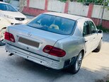 Mercedes E 230-5