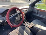 Mercedes E 230-7
