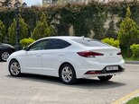 Hyundai Elantra-3