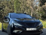 Hyundai Sonata-6