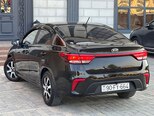 Kia Rio-12