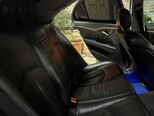 Mercedes E 240-11