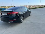 Hyundai Elantra-2
