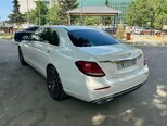 Mercedes E 220 d-6