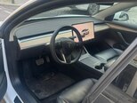 Tesla Model 3-9