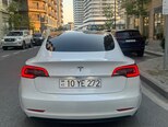 Tesla Model 3-3
