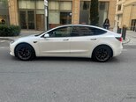 Tesla Model 3-4