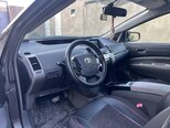 Toyota Prius-13