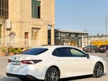 Toyota Camry-3