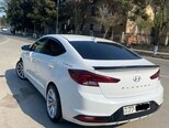 Hyundai Elantra-3