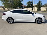 Hyundai Elantra-6