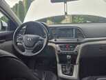 Hyundai Elantra-7