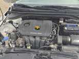 Hyundai Elantra-3