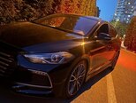Hyundai Elantra-12