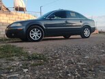 Volkswagen Passat-5