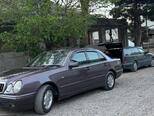 Mercedes E 220-5