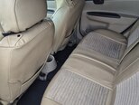 Hyundai Accent-15