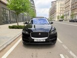Jaguar F-Pace-1
