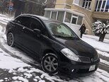Nissan Tiida-13