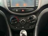 Hyundai Accent-6