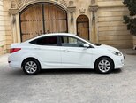 Hyundai Accent-10