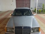 Mercedes E 200-1