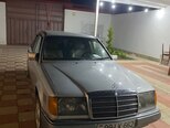 Mercedes E 200-3