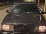 Mercedes 200 D-1