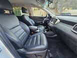 Kia Sorento-16