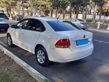 Volkswagen Polo-10