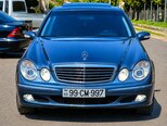 Mercedes E 240-1