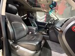 Toyota Land Cruiser-14