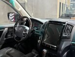 Toyota Land Cruiser-12