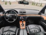 Mercedes E 320-7