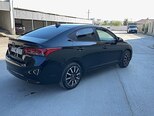 Hyundai Accent-11