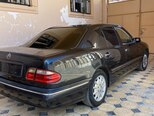 Mercedes E 240-3