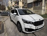Kia Carnival-11