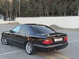 Mercedes E 240-13