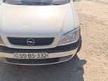 Opel Zafira-1