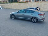 Hyundai Elantra-6
