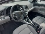 Hyundai Elantra-11